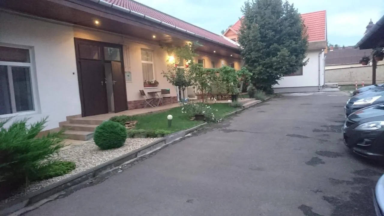 Nobilis Apartman Eger 0*,